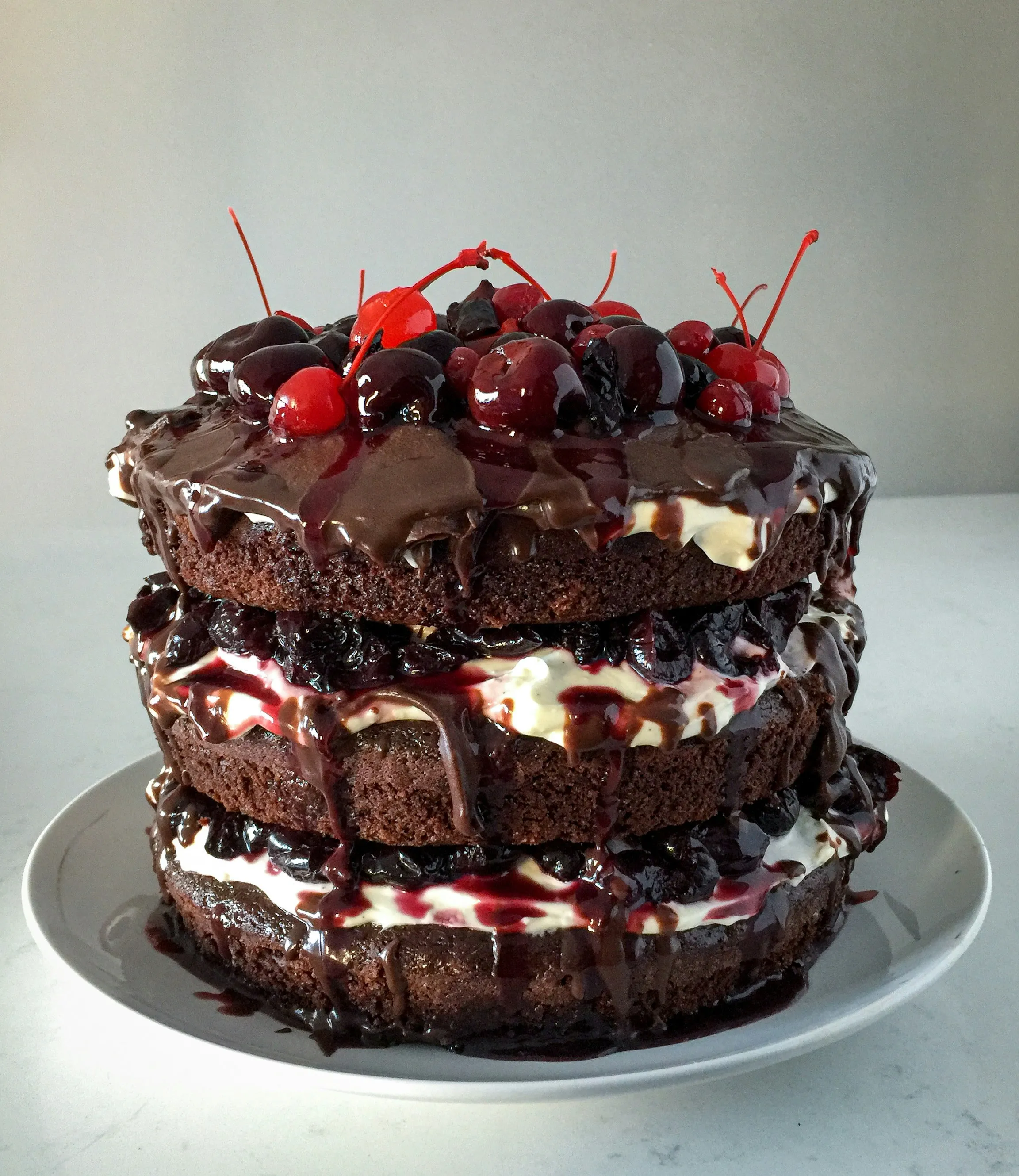 /images/bakery/cakes/jacob-thomas-6jHpcBPw7i8-unsplash.webp