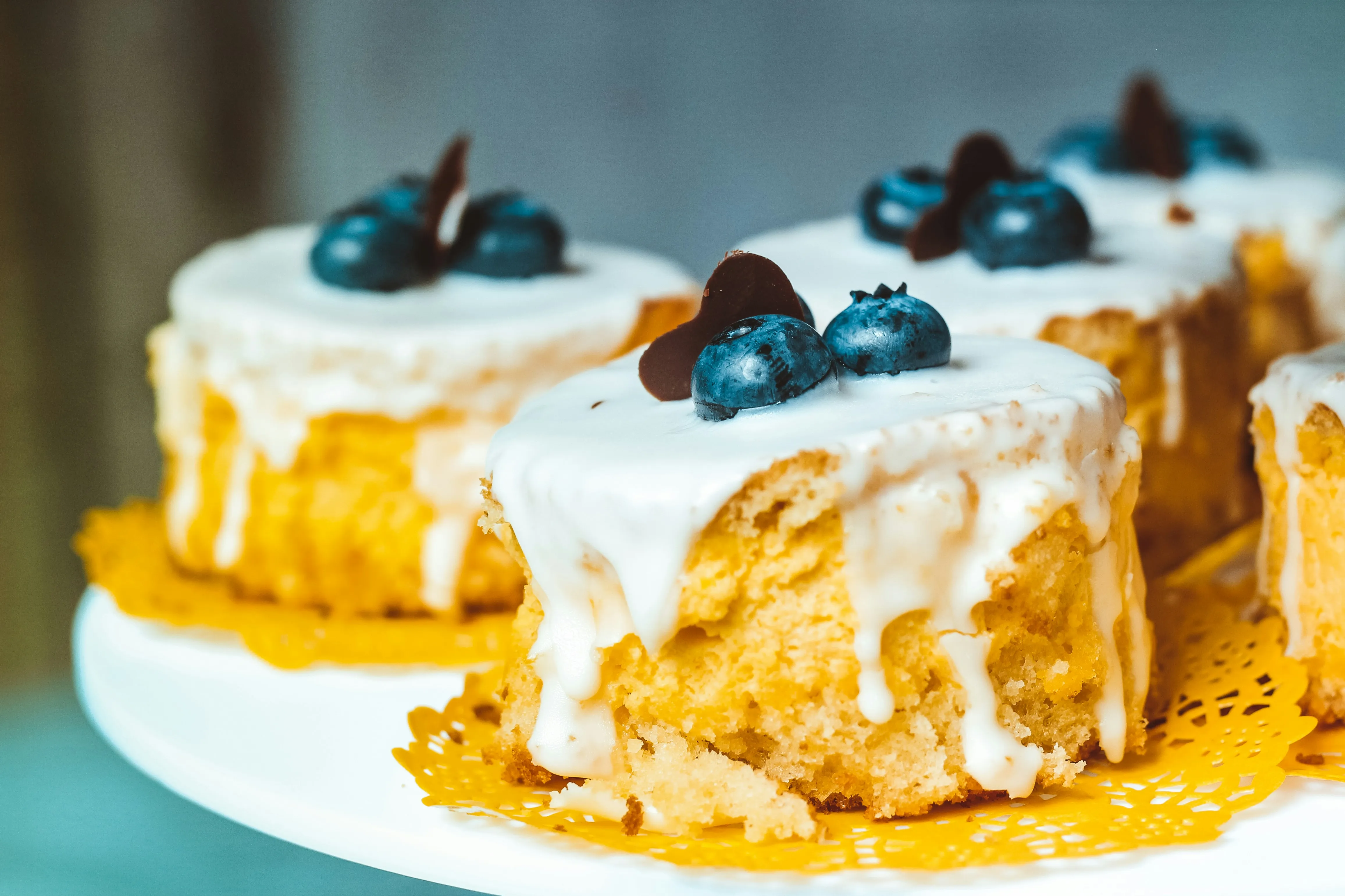 /images/bakery/minis/brina-blum-surQ2mkZNxw-unsplash.webp